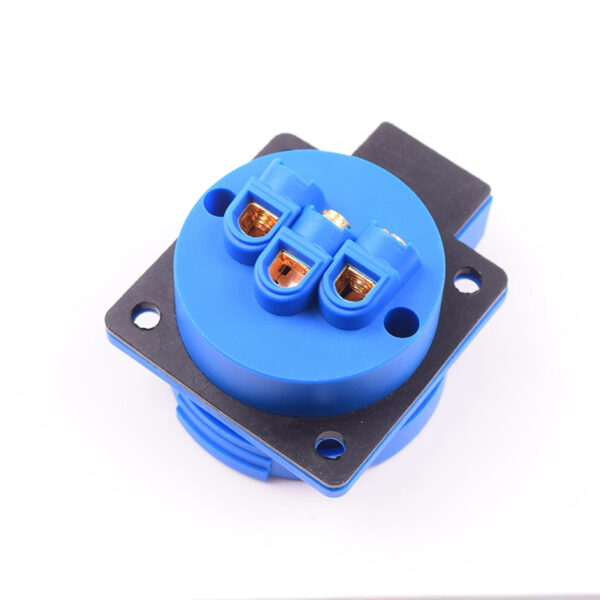 Prise de courant Phltd conformément à la nouvelle norme nationale, IP54, cinq trous, 10A - 16A, tension 220V - 250V, fil de cuivre.